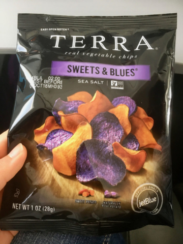Airplane vegan snack - Terra vegetable chips