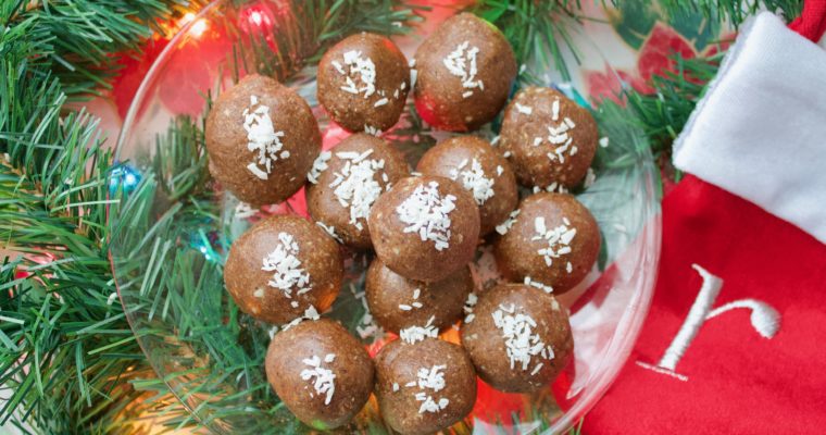 Vegan Christmas Pudding Energy Balls